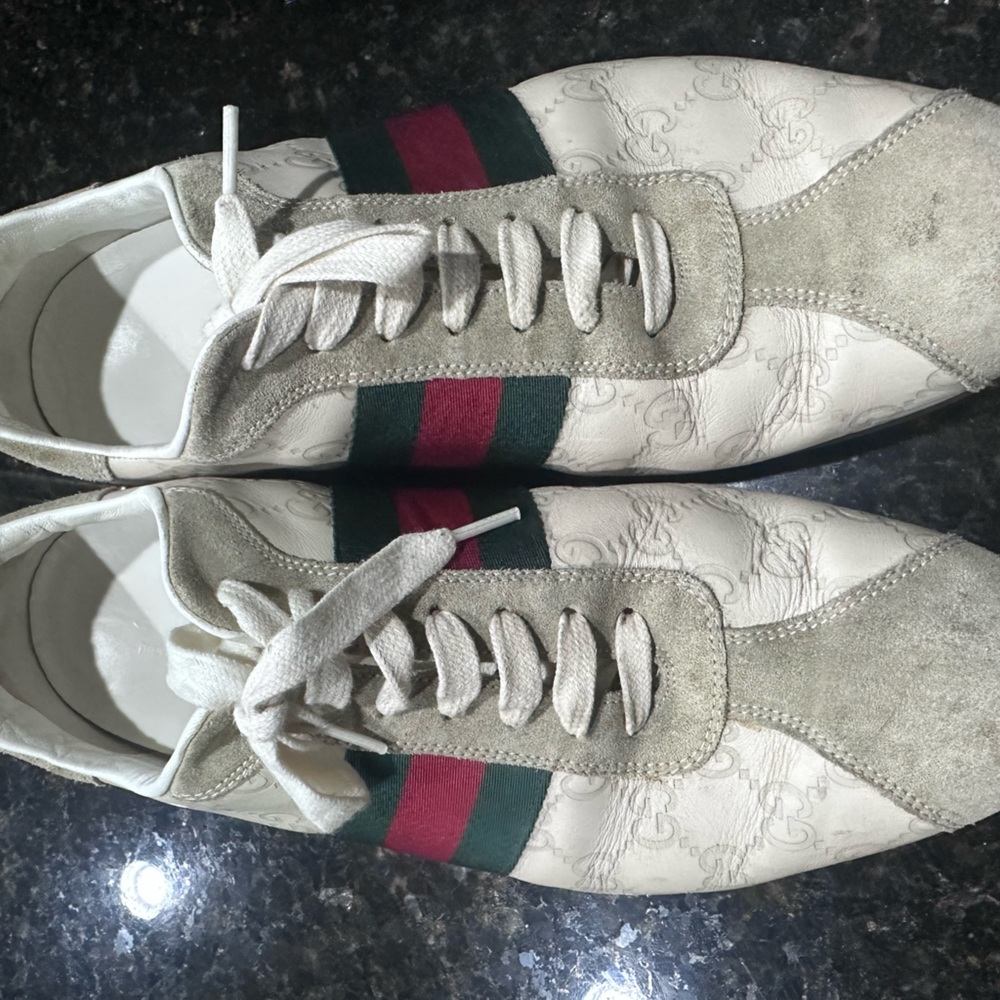 Gucci shoe
